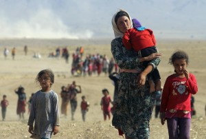 Displaced people flee violence in Iraq